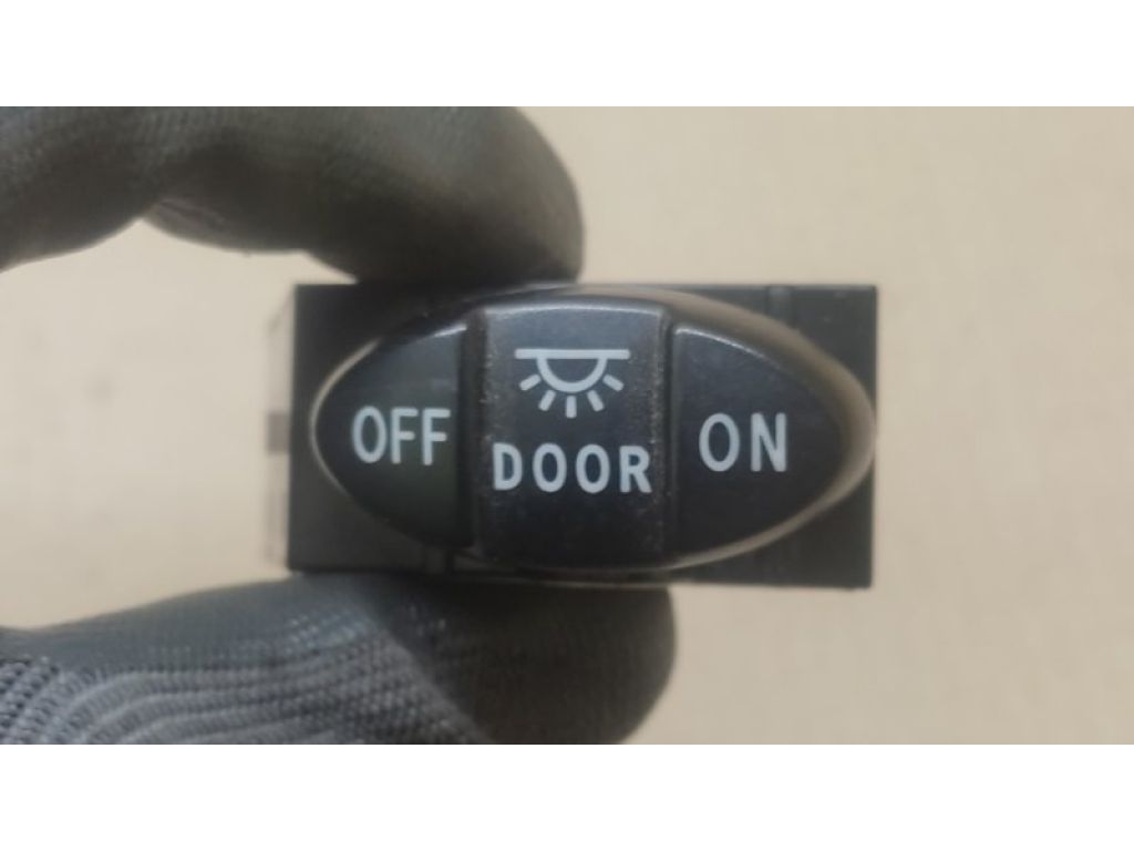 84170-AE030 | Блок керування освітленням TOYOTA SIENNA 03-10