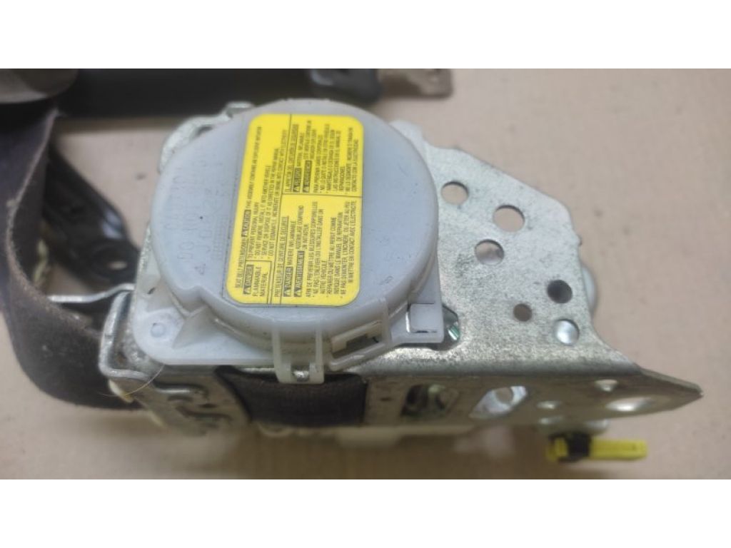 73220-AE021-B0 | Ремень безопасности лев. TOYOTA SIENNA 03-10 - Фото 4