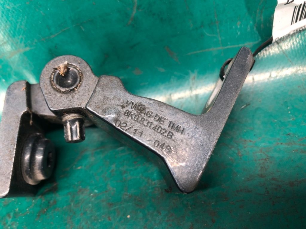 8K0 831 402 E | Петля двері верхня передн. прав. AUDI Q5 08-16 - Фото 3