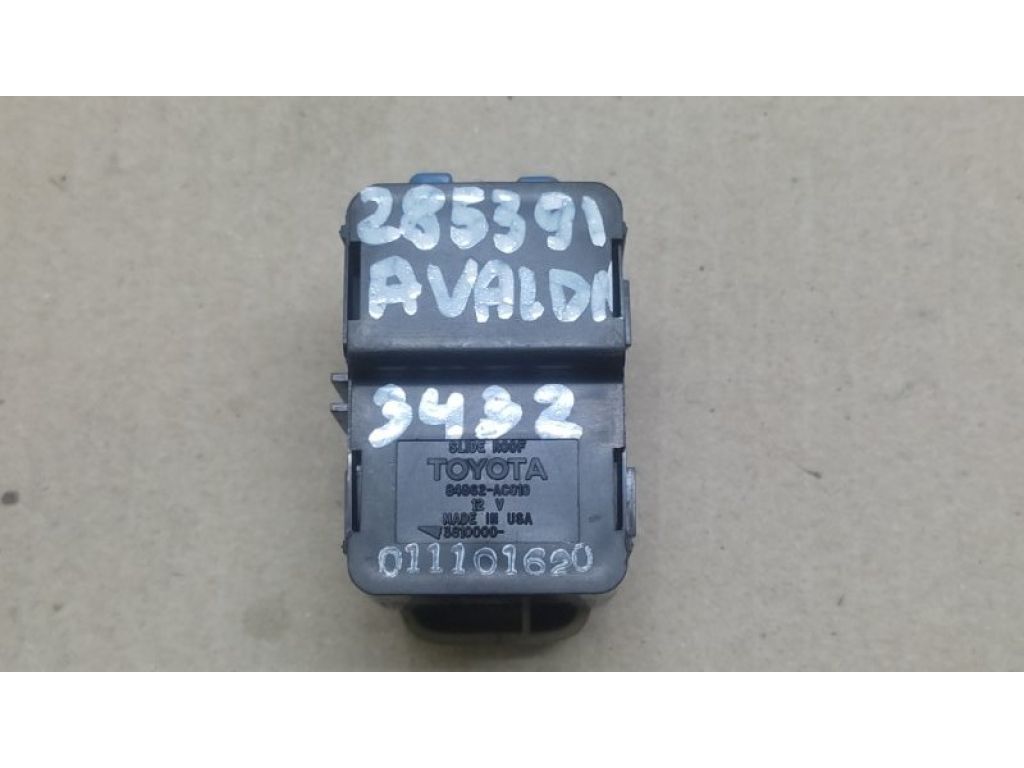 84862-AC010-A0 | Блок керування люком TOYOTA AVALON 99-05 - Фото 2