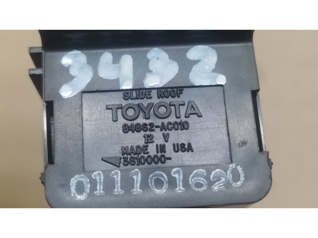 84862-AC010-A0 | Блок керування люком TOYOTA AVALON 99-05 - Фото 3