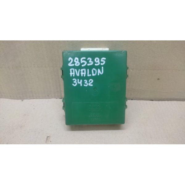 Блок електронний TOYOTA AVALON 99-05 89221-AC020