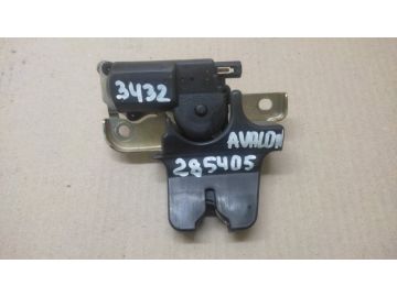 Замок кришки багажника TOYOTA AVALON 99-05