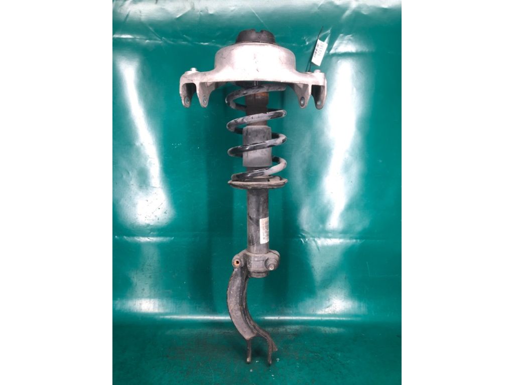 8R0 413 031 F | Амортизатор передн. прав. AUDI Q5 08-16