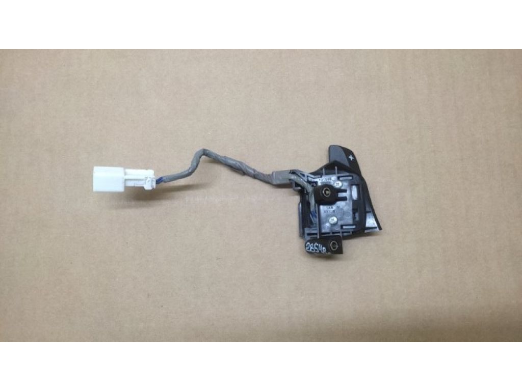 78560-T3R-A01ZA | Лепестки переключения передач прав. ACURA RDX 12-19