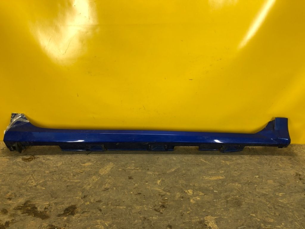 71800-TGG-ZZ00 | Накладка порогу зовнішня прав. HONDA CIVIC FC/FK 15-