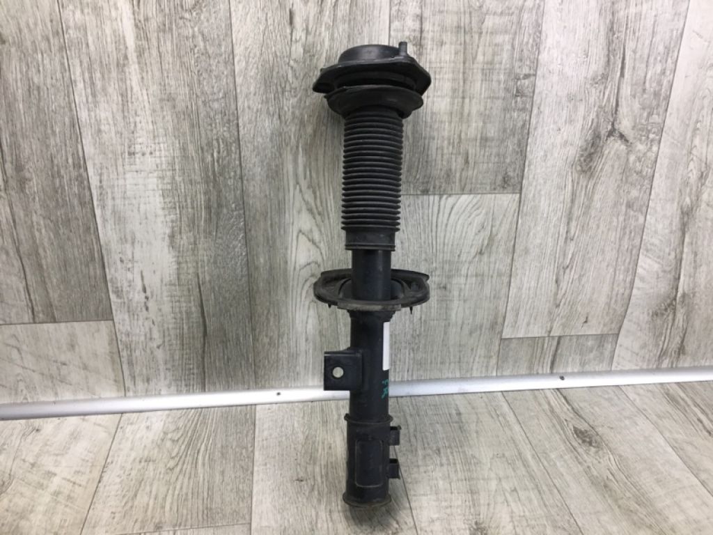 54661-3Y161 | Амортизатор передн. прав. HYUNDAI ELANTRA MD 10-15 - Фото 3