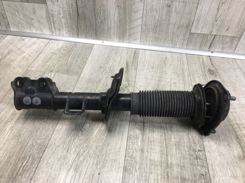 54661-3Y161 | Амортизатор передн. прав. HYUNDAI ELANTRA MD 10-15 - Фото 4