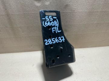 Кронштейн підсилювача переднього бампера лів. TOYOTA CAMRY 55 14-17
