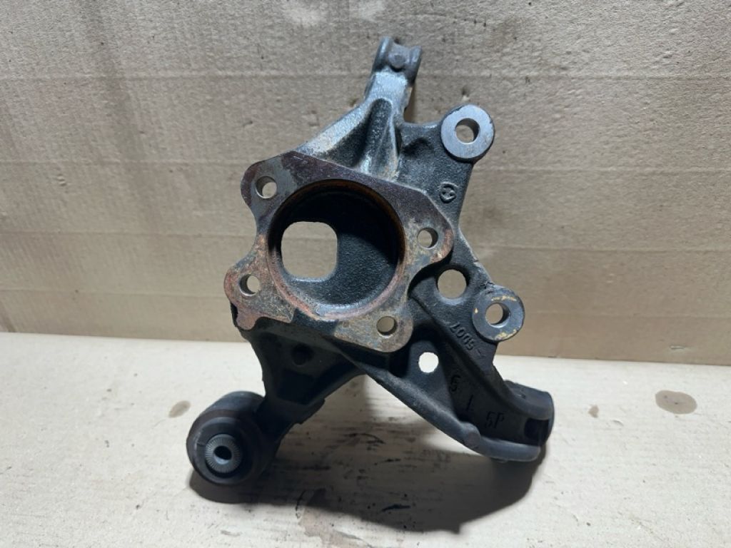 42305-06130 | Цапфа лів. TOYOTA CAMRY 55 14-17