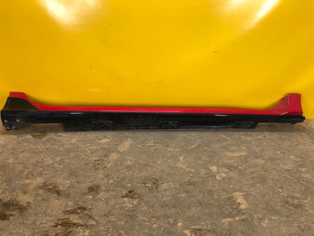 71800-TGG-A500 | Накладка порогу зовнішня прав. HONDA CIVIC FC/FK 15-