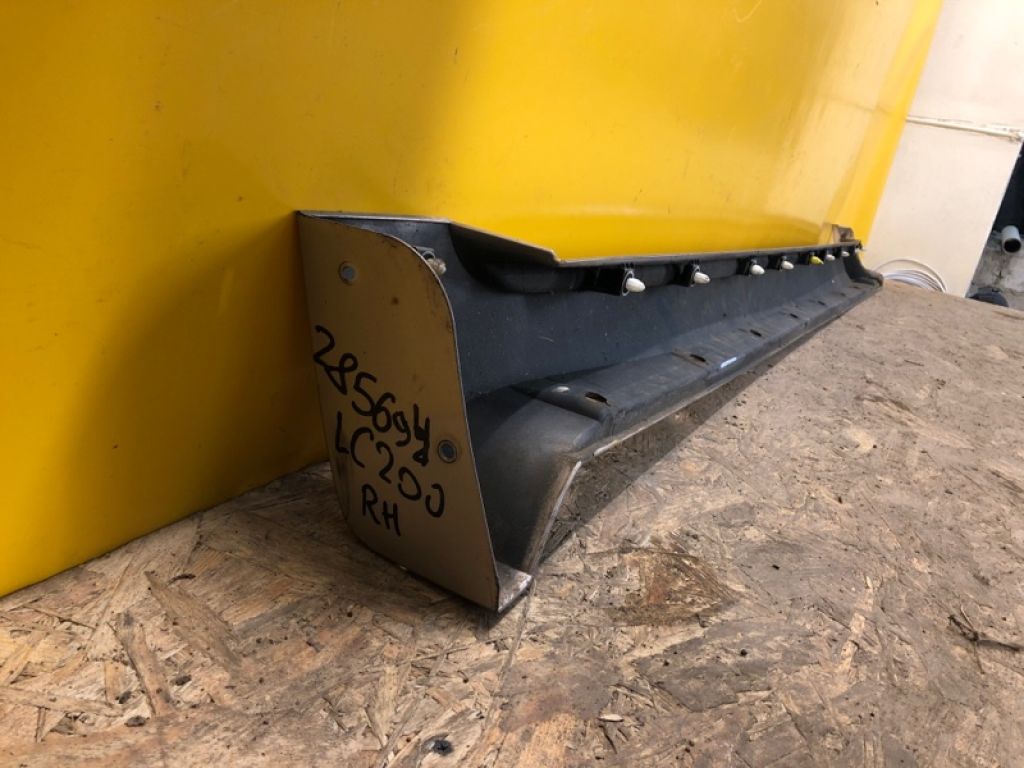 75850-60040 | Накладка порогу зовнішня прав. TOYOTA LAND CRUISER 200 08-21 - Фото 3