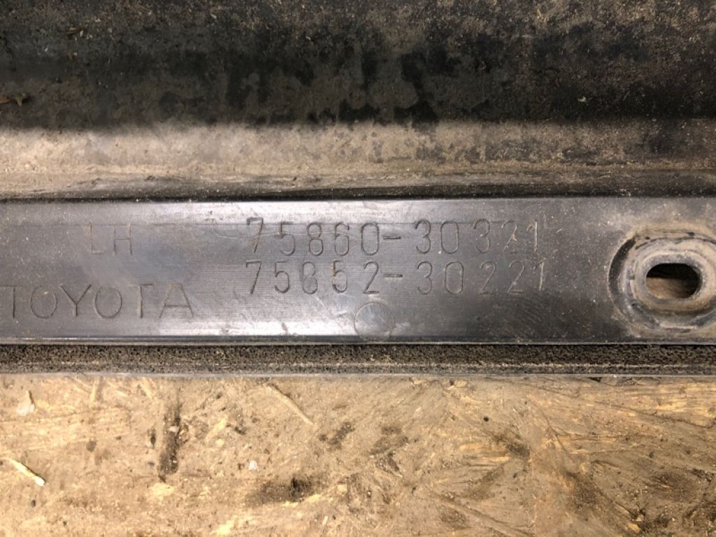 75852-30221 | Накладка порога наружная лев. LEXUS GS350 GS300 05-11 - Фото 5