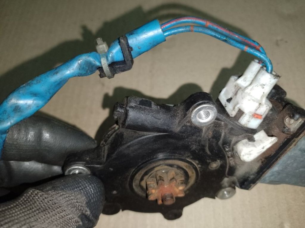 61188SA001 | Моторчик стеклоподъемника передн. прав. SUBARU FORESTER SG 02-07 - Фото 4