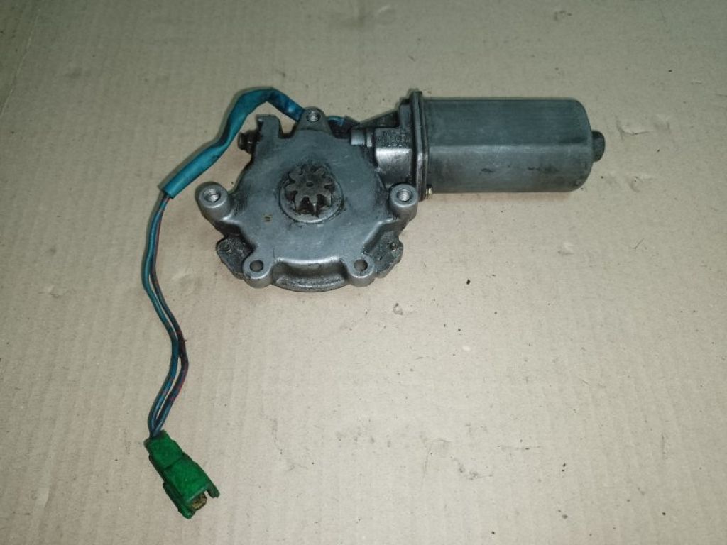 62113FC000 | Моторчик склопідйомника прав. SUBARU FORESTER SF 97-02