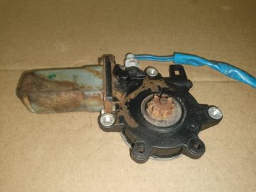 Моторчик склопідйомника передн. лів. SUBARU FORESTER SG 02-07
