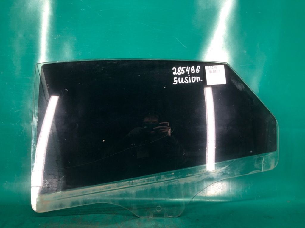 DS7Z-5425713-A | Стекло двери задн. лев. FORD FUSION 14-