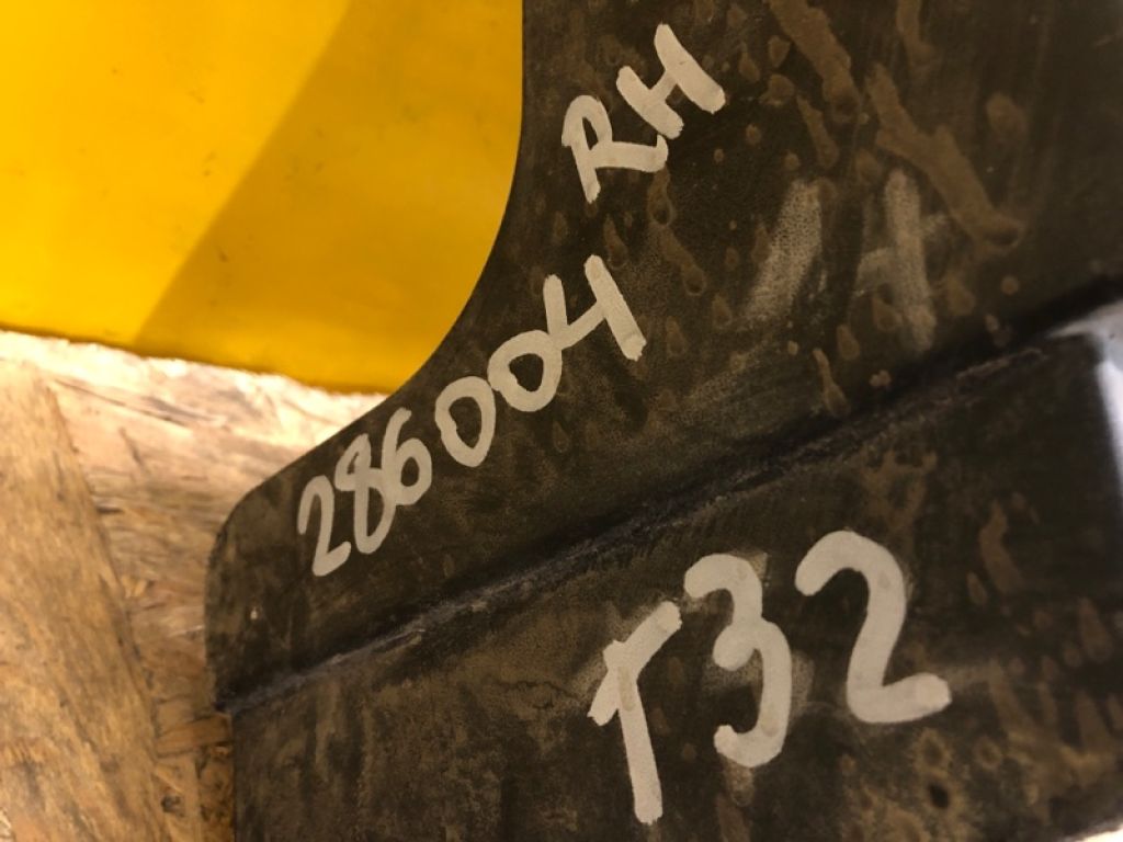 76850-4BA0A | Накладка порогу зовнішня прав. NISSAN X-TRAIL/ROGUE T32 13-20 - Фото 2