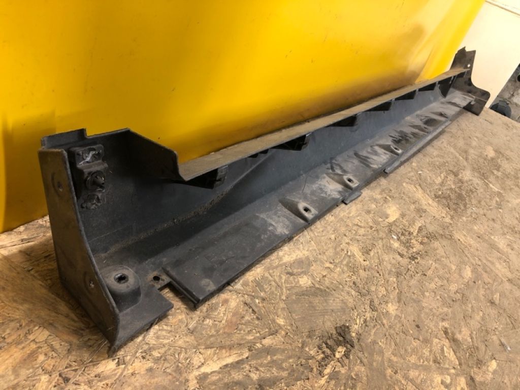 76850-4BA0A | Накладка порогу зовнішня прав. NISSAN X-TRAIL/ROGUE T32 13-20 - Фото 3