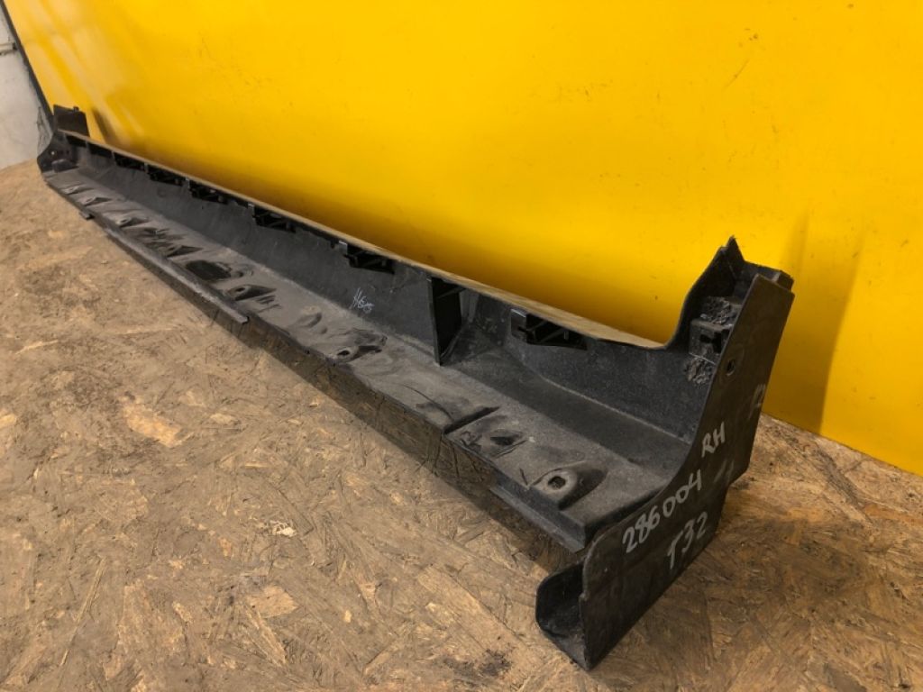 76850-4BA0A | Накладка порогу зовнішня прав. NISSAN X-TRAIL/ROGUE T32 13-20 - Фото 4