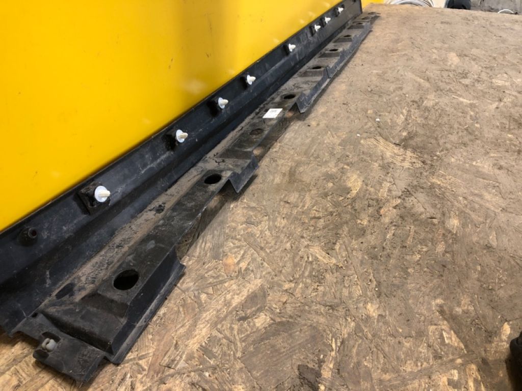 75860-42030 | Накладка порогу зовнішня лів. TOYOTA RAV4 18- - Фото 3