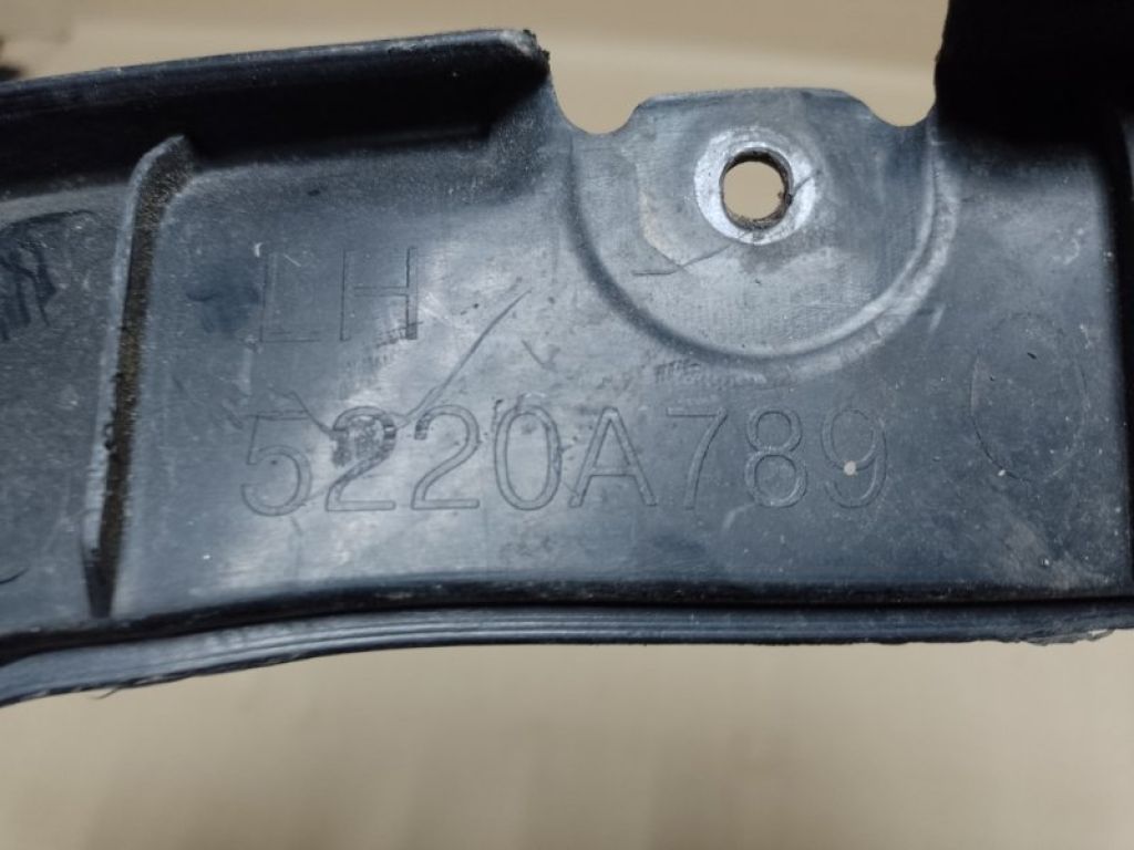 5220A789 | Пильовик крила передн. лів. MITSUBISHI OUTLANDER XL 05-13 - Фото 3