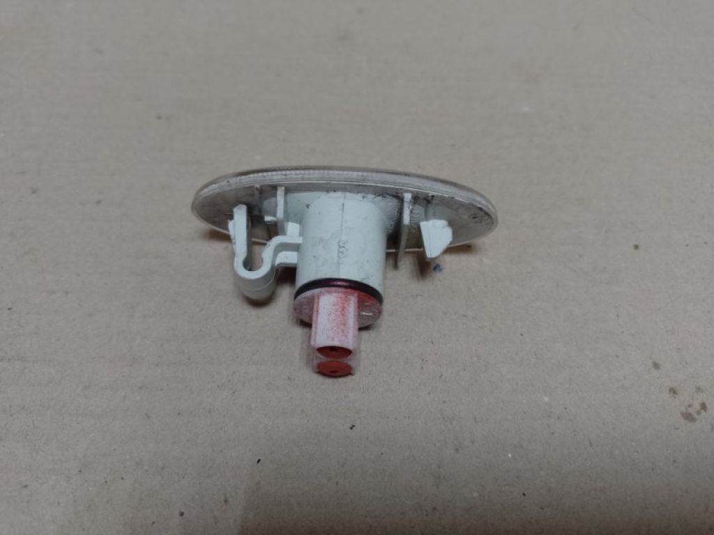 26160-8990A | Повторитель поворота в крыло NISSAN LEAF 10-17 - Фото 3