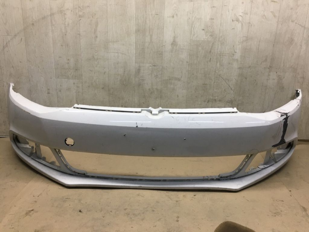5C6807217 GRU | Бампер передний VOLKSWAGEN JETTA USA 10-17