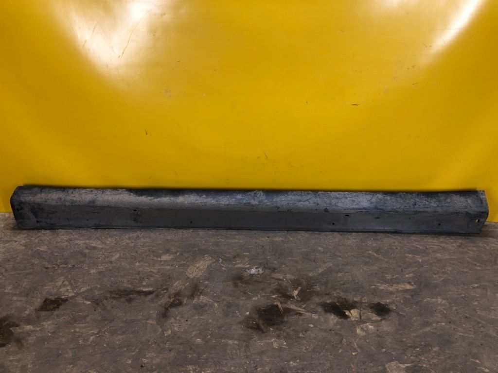 6512A421 | Накладка порога наружная лев. MITSUBISHI OUTLANDER GF 12-