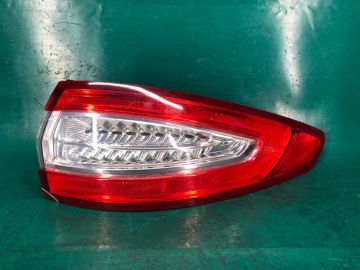 Фонарь наружный прав. FORD FUSION 14-