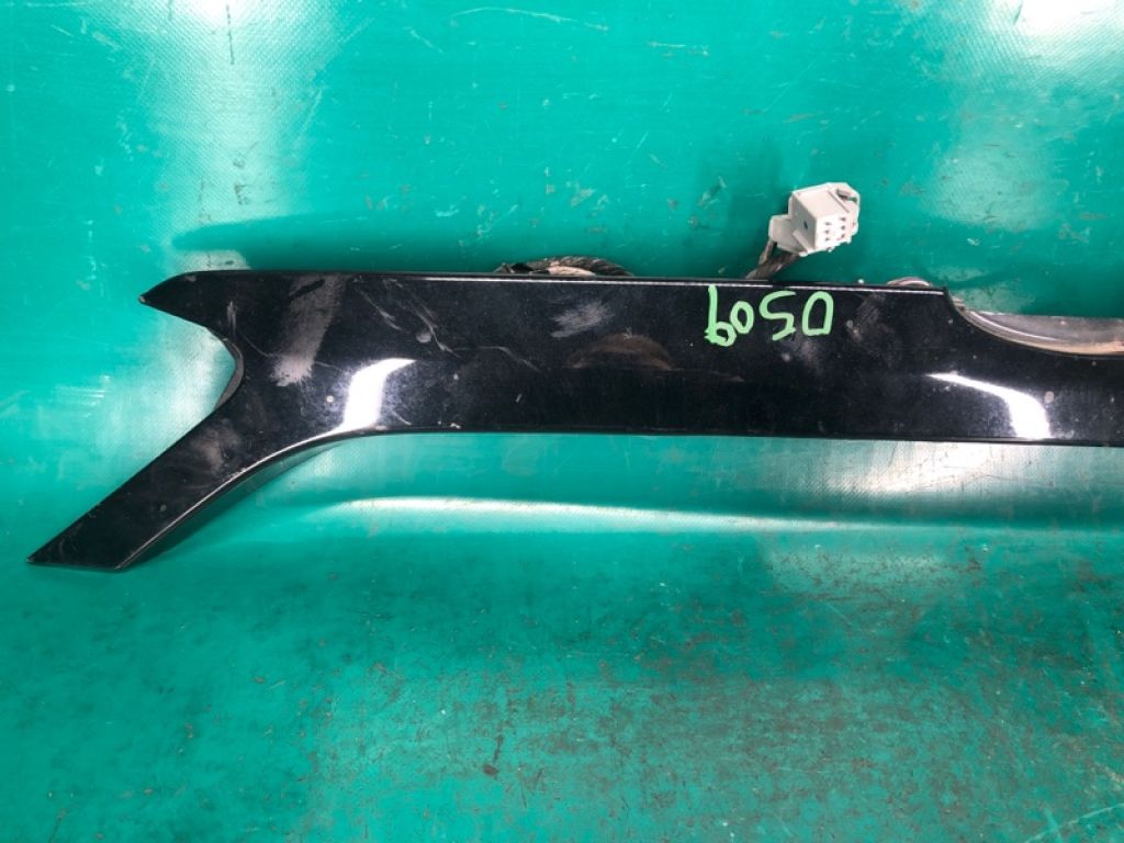 DS7Z-5443400-BA | Панель підсвічування номера FORD FUSION 14- - Фото 2