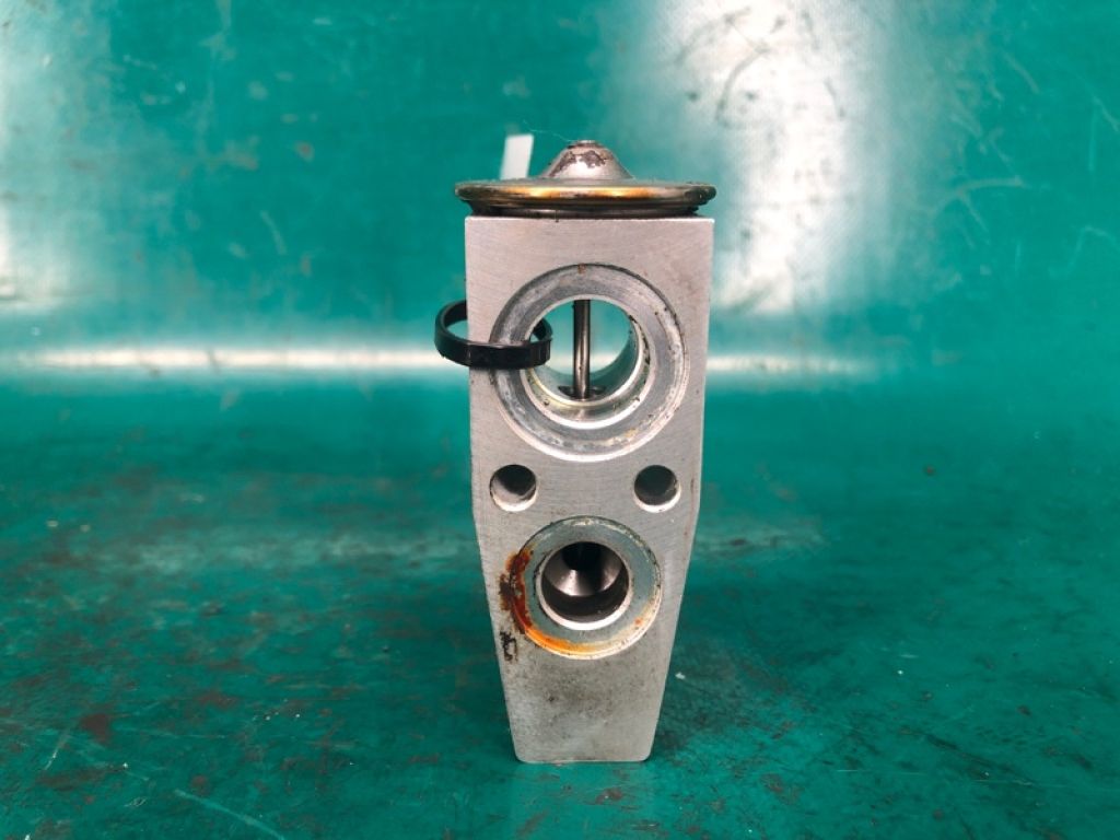 DG9Z-19849-B | Клапан кондиціонера FORD FUSION 14- - Фото 4