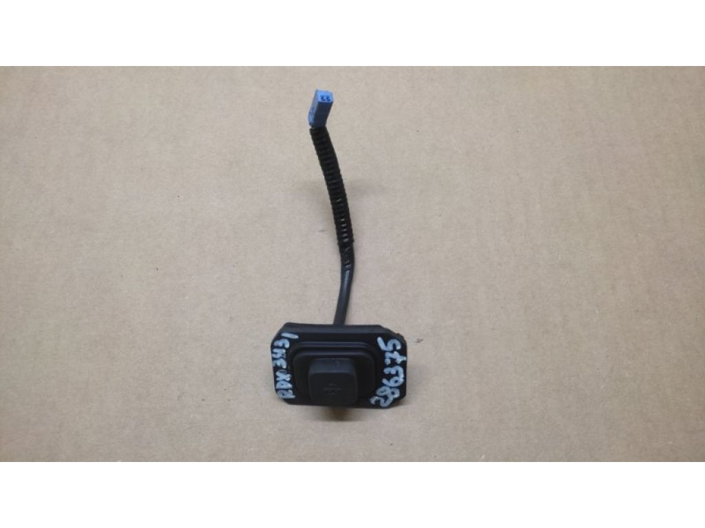 38369-TX4-A01 | Кнопка открывания багажника наружная ACURA RDX 12-19