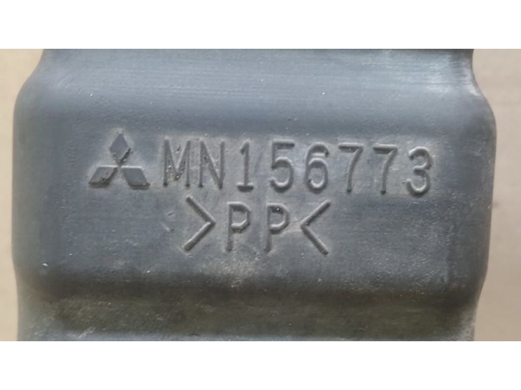MN156773 | Резонатор повітряного фільтра MITSUBISHI ECLIPSE 05-08 - Фото 2