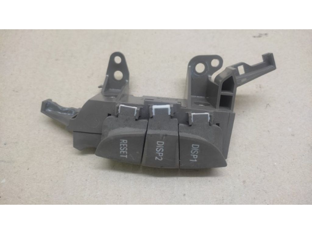 84245-50010-E0 | Кнопки руля LEXUS LS430 00-06