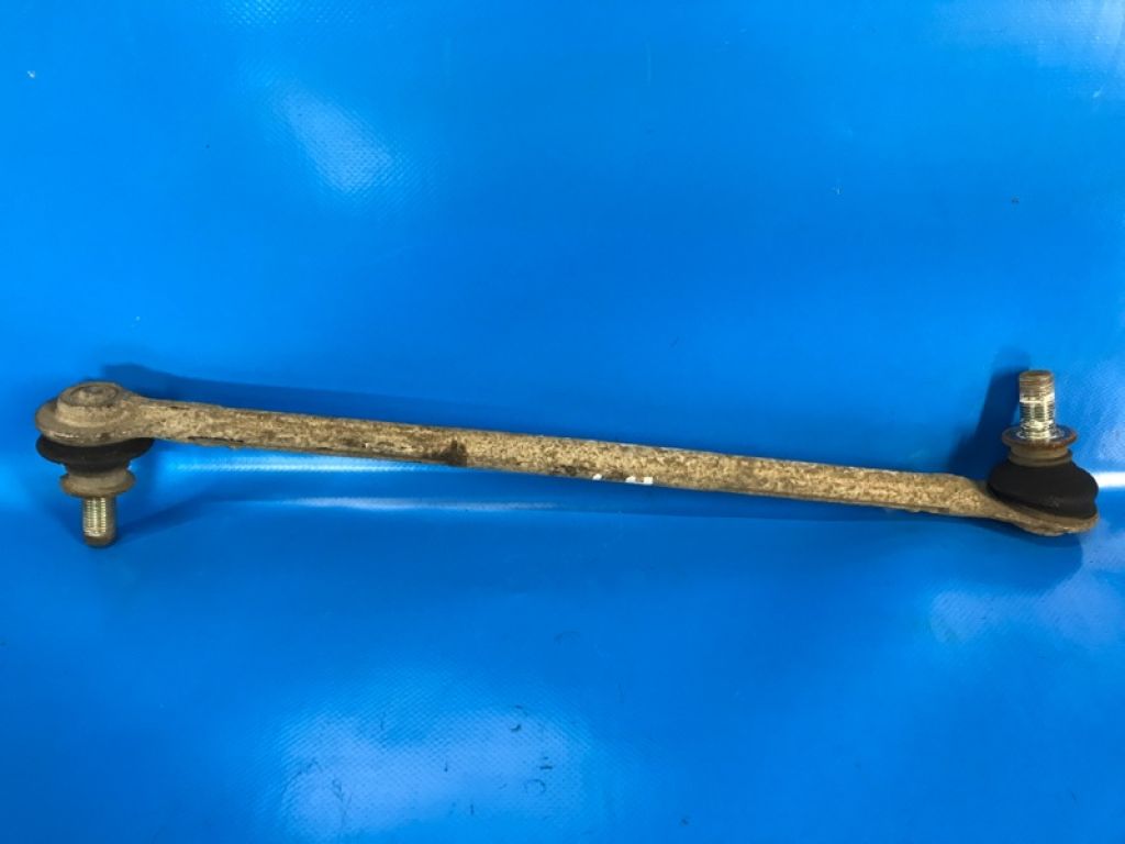 4882047020 | Стойка стабилизатора передн. лев. TOYOTA PRIUS - 30 09-17 - Фото 2