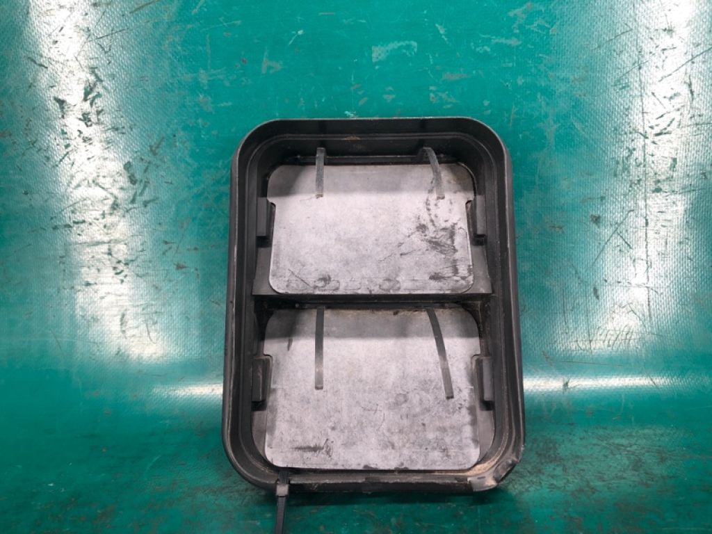 76804-4CL1A | Клапан вентиляции салона задн. лев. NISSAN QASHQAI/ROGUE SPORT 14-