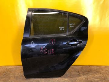 Дверь задн. лев. TOYOTA AQUA 12-14
