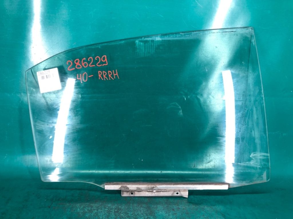 68103-06090 | Стекло двери задн. прав. TOYOTA CAMRY 40 06-11