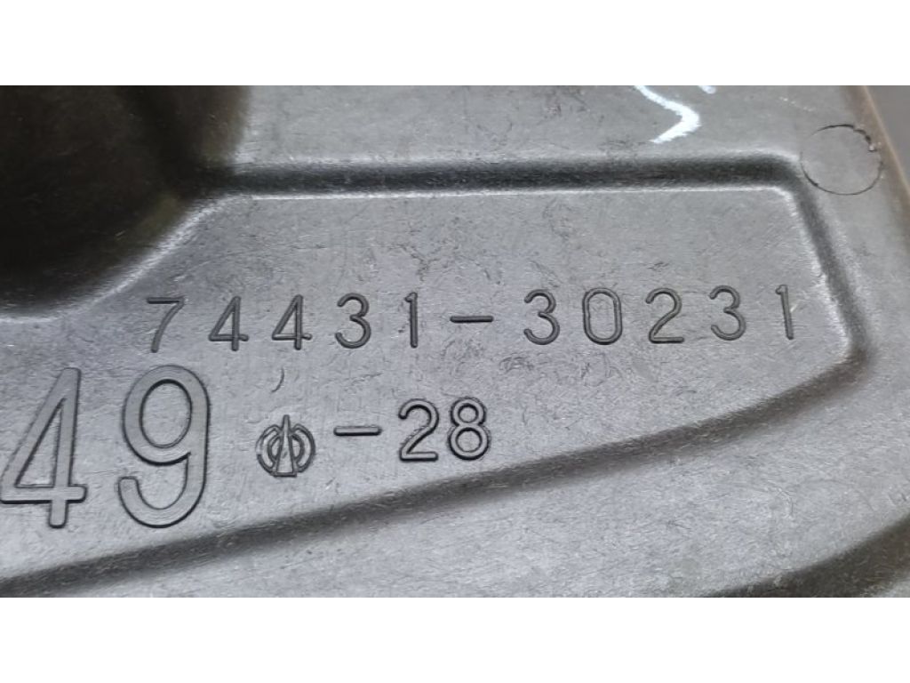 74431-30231 | Полиця акумулятора LEXUS GS350 GS300 05-11 - Фото 4