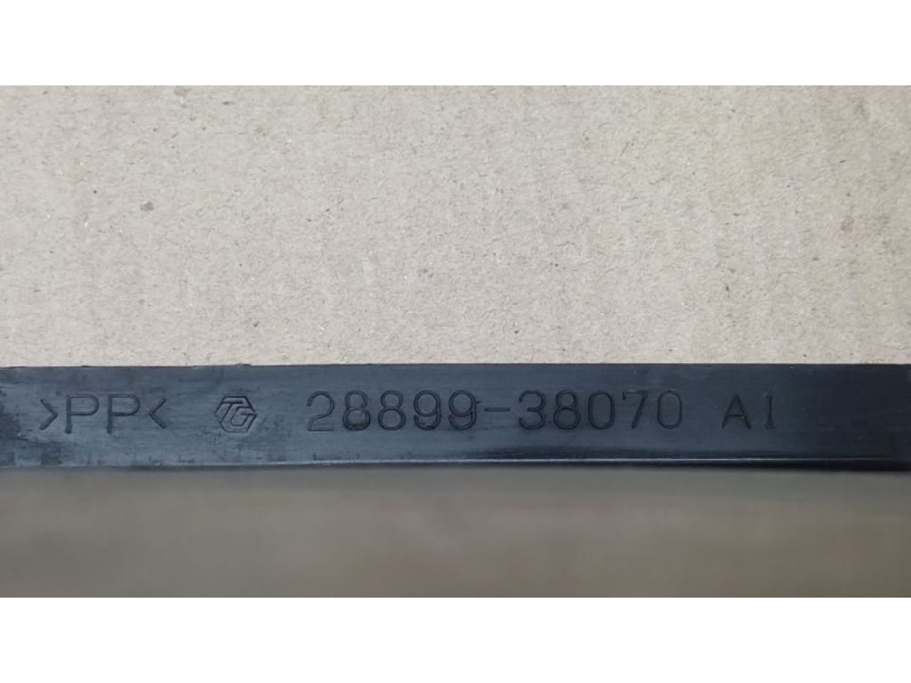 28899-38070 | Короб акумулятора LEXUS GS350 GS300 05-11 - Фото 4