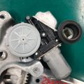 69804-06110 | Стеклоподъемник задн. лев. TOYOTA CAMRY 40 06-11 - Превью 2