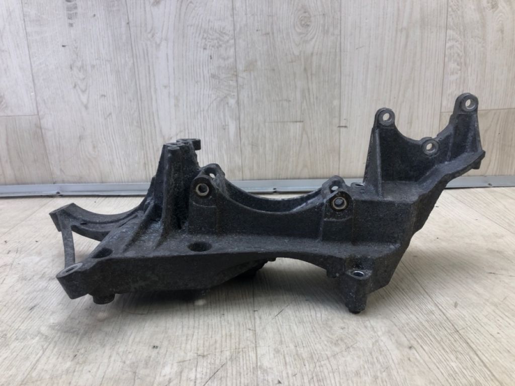 07K903141B | Кронтейн генератора VOLKSWAGEN JETTA USA 10-17 - Фото 2