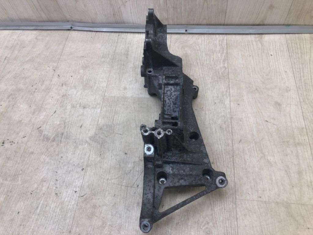 07K903141B | Кронтейн генератора VOLKSWAGEN JETTA USA 10-17 - Фото 3