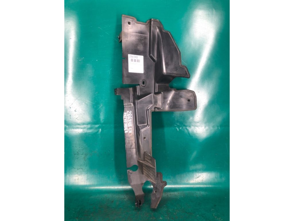 92185-9PF0A | Дефлектор радіатора лів. NISSAN PATHFINDER R52 12-21