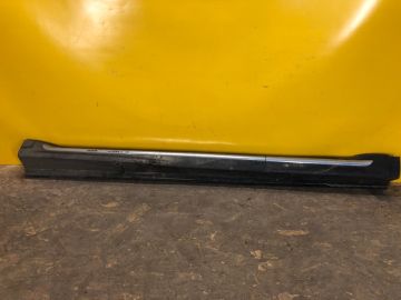 Накладка порога наружная лев. MITSUBISHI OUTLANDER XL 05-13