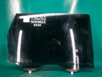 Скло дверей задн. прав. NISSAN PATHFINDER R52 12-21