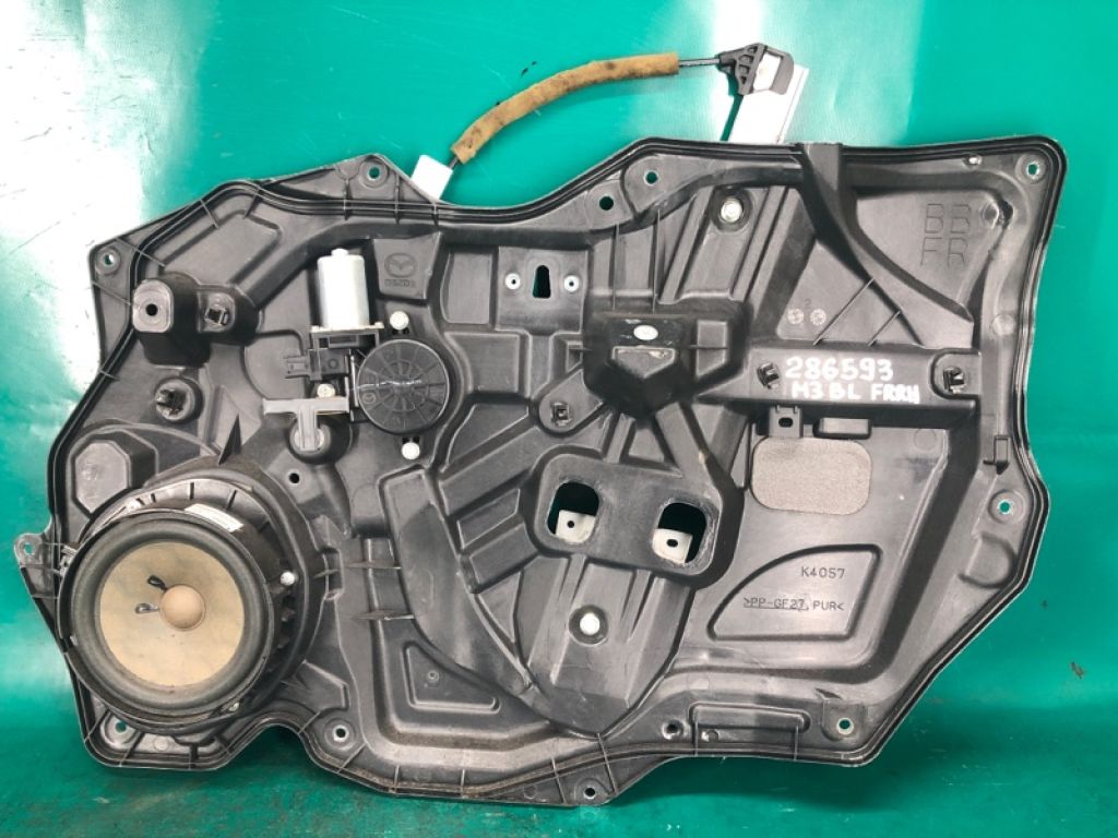 BBM4-58-590C | Склопідйомник передн. прав. MAZDA 3 BL 09-13