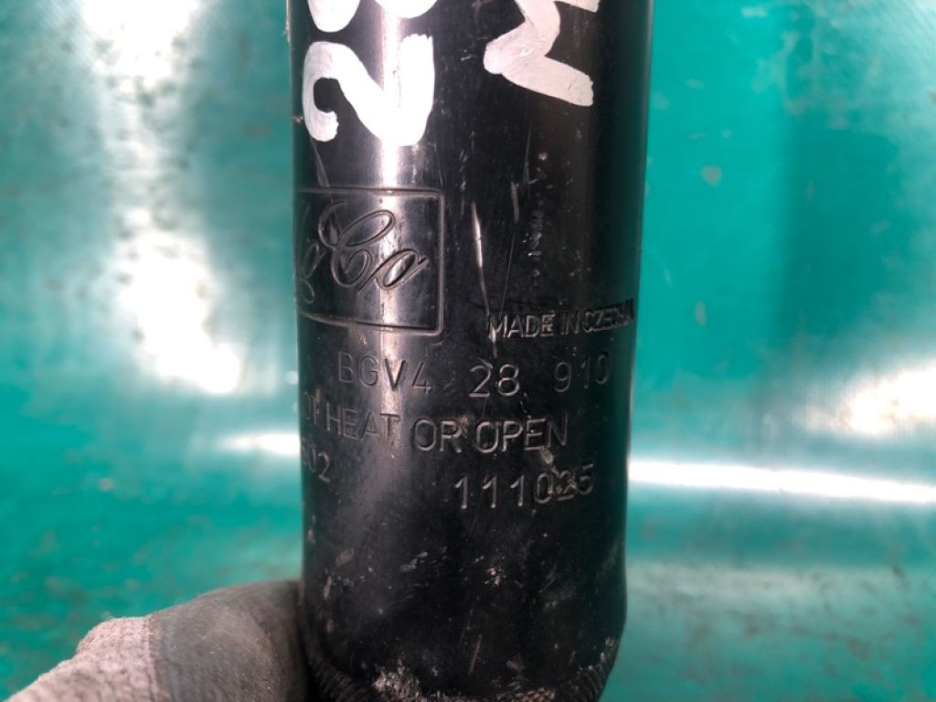 BGV4-28-910 | Амортизатор задн. MAZDA 3 BL 09-13 - Фото 4