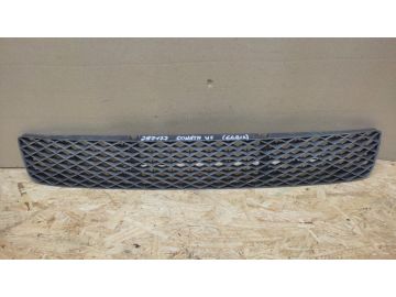 Решетка переднего бампера MAZDA MPV 99-06